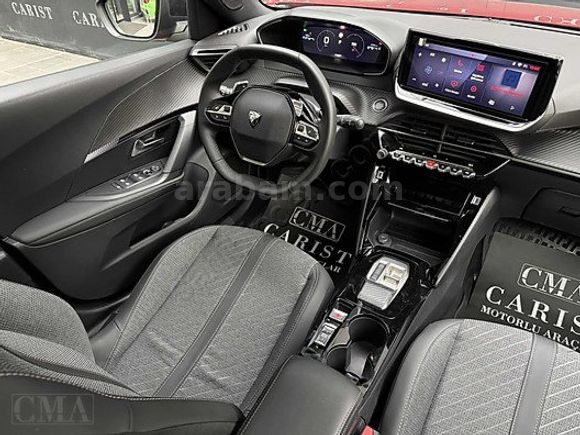 CARIST 2025 PEUGEOT 2008 ALLURE 1.2 PURETECH EAT8 130HP 6.001 KM
