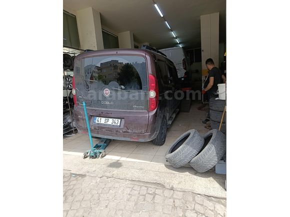 Fiat Doblo Combi 1.3 Multijet Premio Black 2013