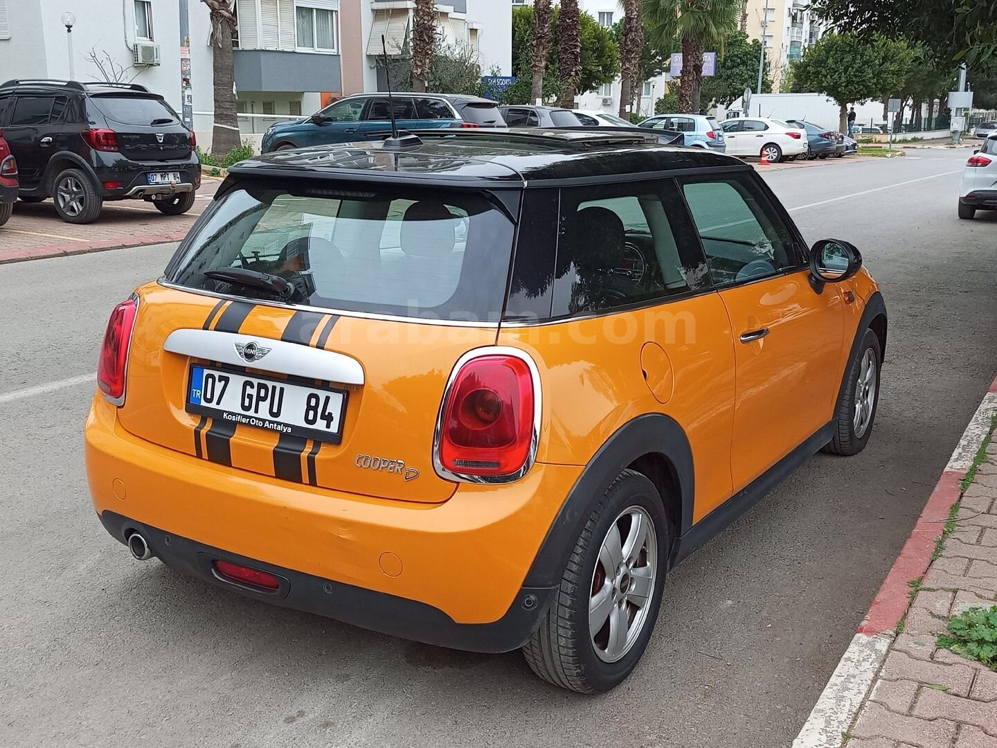 Sahibinden Mini Cooper 1.5 2014 Model 136.000 km Turuncu 6