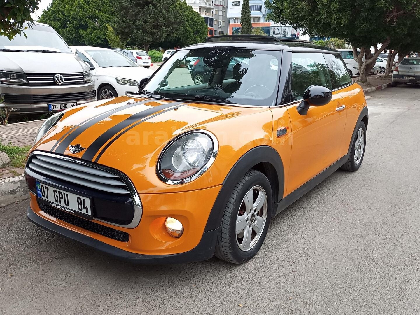 Sahibinden Mini Cooper 1.5 2014 Model 136.000 km Turuncu 4