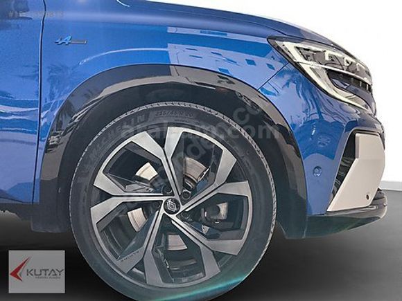 Kutay Bodrum'dan 2023 Austral 1.2 Esprit Alpine 12 Ay Garanti