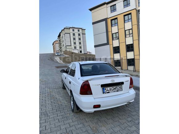 Sahibinden Hyundai Accent 1.5 CRDi Admire 2003 Model 