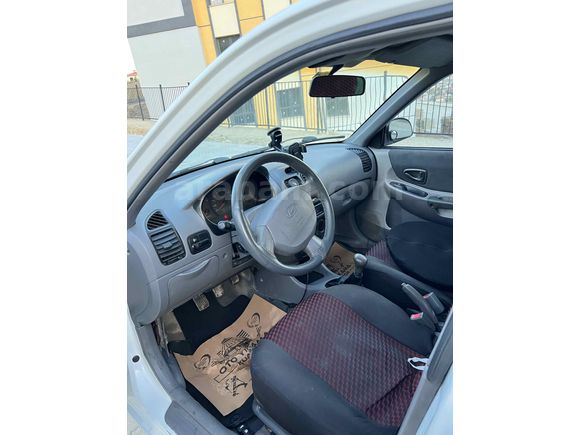 Sahibinden Hyundai Accent 1.5 CRDi Admire 2003 Model 