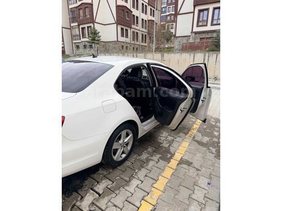 Sahibinden Volkswagen Jetta 1.4 TSi Comfortline 2012 Model 