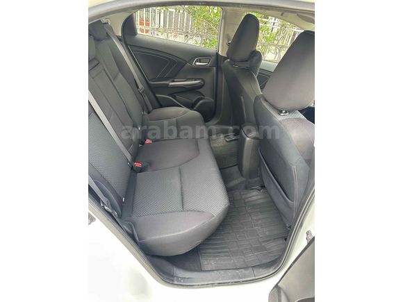 Sahibinden Honda Civic 1.6i DTEC Elegance 2015 Model 