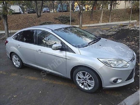 Sahibinden Ford Focus 1.6 Ti-VCT Trend X 2013 Model 