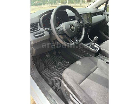 Hatasız Renault Clio 1.0 TCe Joy 2022 Model  92.000km Beyaz