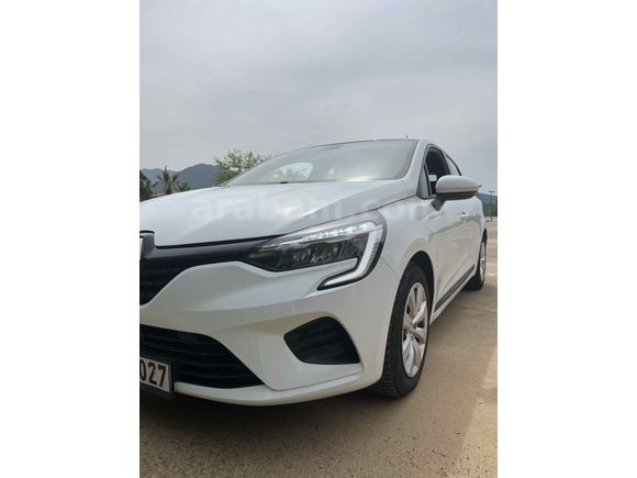Hatasız Renault Clio 1.0 TCe Joy 2022 Model  92.000km Beyaz
