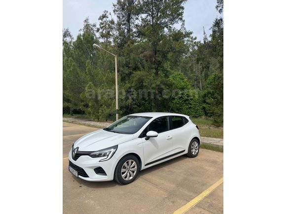 Hatasız Renault Clio 1.0 TCe Joy 2022 Model  92.000km Beyaz