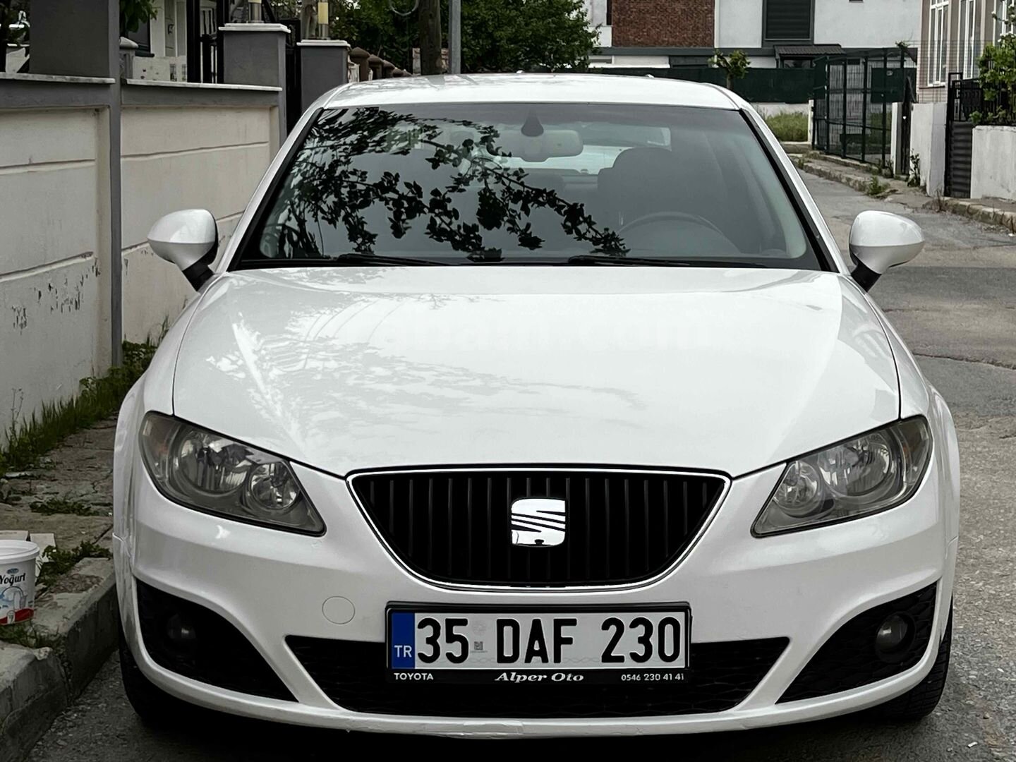 Sahibinden Seat Exeo 1.6 Style 2011 Model İzmir 238.000 km Beyaz 1
