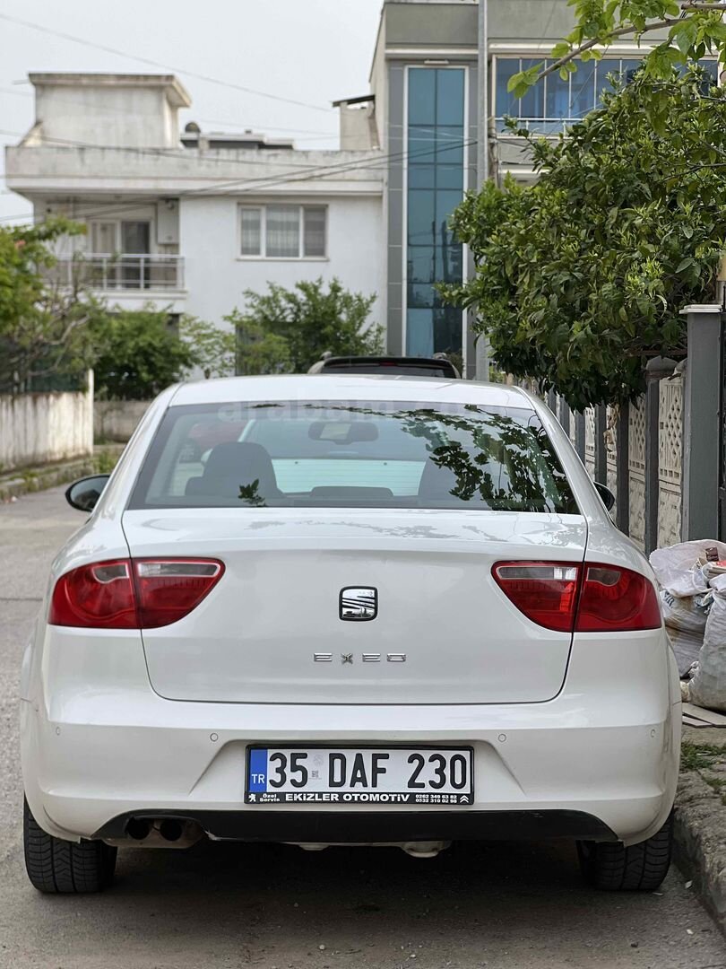 Sahibinden Seat Exeo 1.6 Style 2011 Model İzmir 238.000 km Beyaz 4
