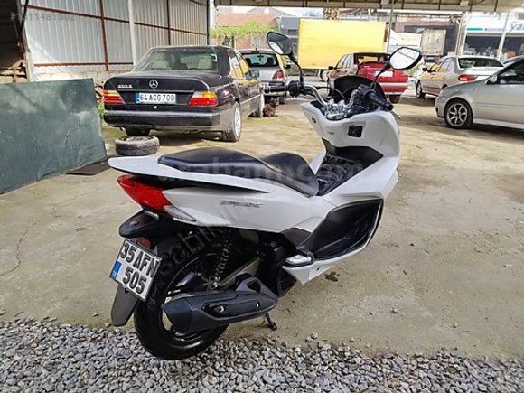 TEMİZ YIPRANMAMIŞ 2015 HONDA PCX ,,,,