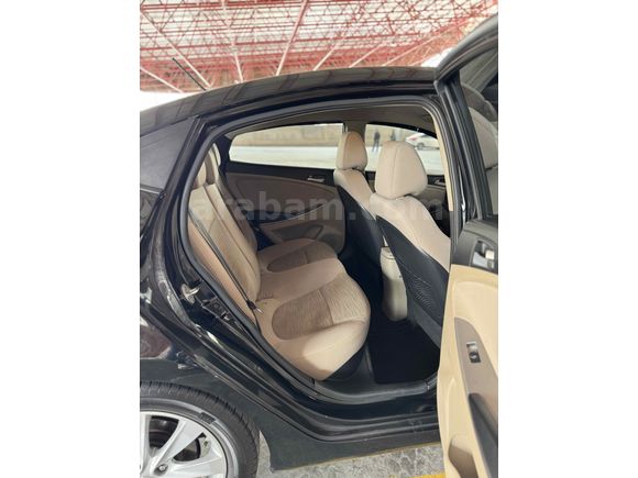 Sahibinden Hyundai Accent Blue 1.6 CRDI Mode Plus 2016 Model 