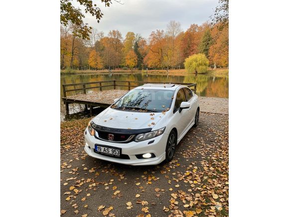 Sahibinden Honda Civic 1.6i VTEC Elegance 2012 Model