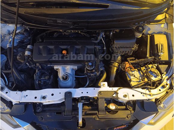 Sahibinden Honda Civic 1.6i VTEC Elegance 2012 Model