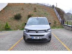 SAHİBİNDEN CITROEN BERLİNGO HDI PLUS 1.5 ACİL İHTİYAÇDAN DOLAYI SATILIK ARAÇ SON FİAT