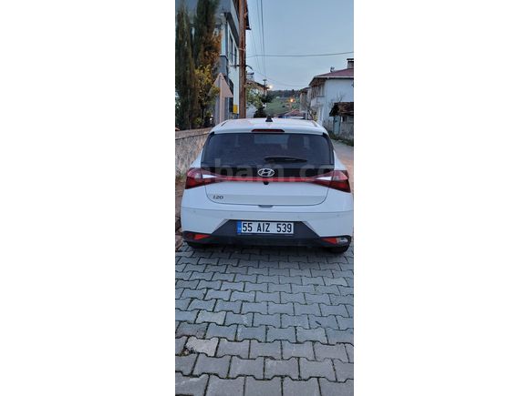 Sahibinden Hyundai i20 1.4 MPI Style 2022 Model