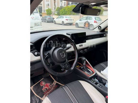 Sahibinden Honda HR-V 1.5 e-HEV Style 2023 Model  39.000 km Lacivert