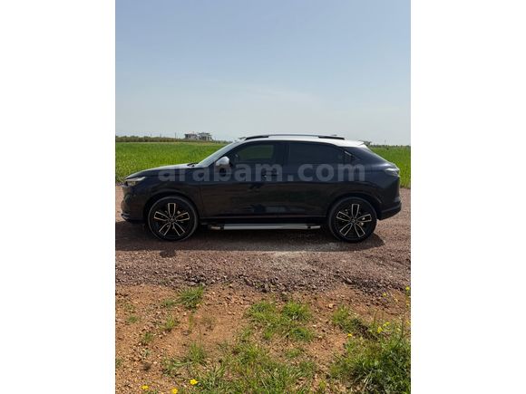 Sahibinden Honda HR-V 1.5 e-HEV Style 2023 Model  39.000 km Lacivert