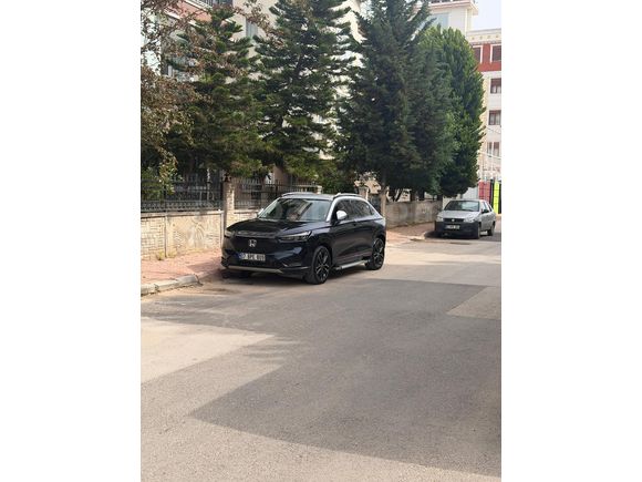 Sahibinden Honda HR-V 1.5 e-HEV Style 2023 Model  39.000 km Lacivert