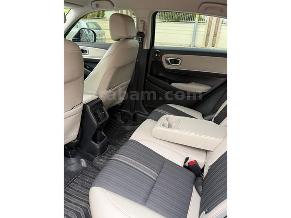 Sahibinden Honda HR-V 1.5 e-HEV Style 2023 Model  39.000 km Lacivert