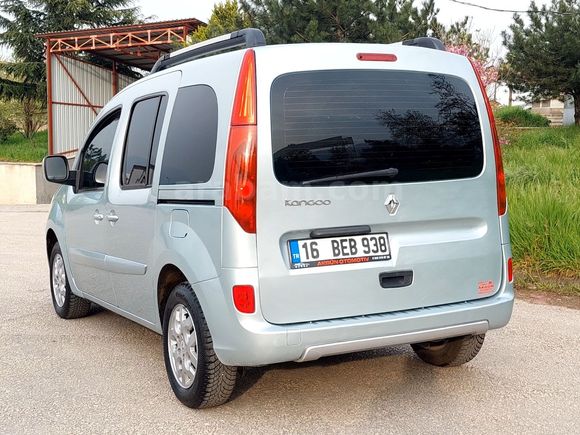 AKGÜN OTOMOTİVDEN 2012 1.5 PRİVİLEGE 90 LIK DEĞİŞENSİZ KUSURSUZ