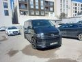 Galeriden Volkswagen Transporter 2.0 TDI Camlı Van Comfortline 2018 Model Van