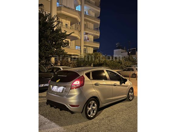 Sahibinden Ford Fiesta 1.4 Titanium 2011 Model 