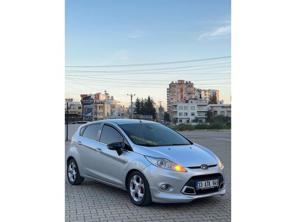 Sahibinden Ford Fiesta 1.4 Titanium 2011 Model 