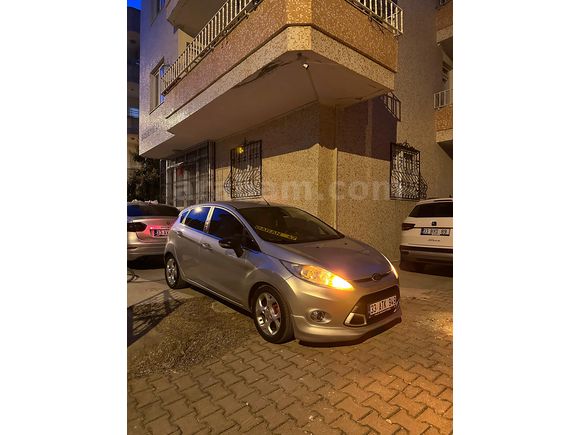 Sahibinden Ford Fiesta 1.4 Titanium 2011 Model 