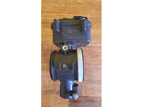Laguna2 1.8 ve 2.0 Motor Boğaz Kelebeği