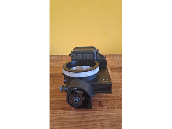 Laguna2 1.8 ve 2.0 Motor Boğaz Kelebeği
