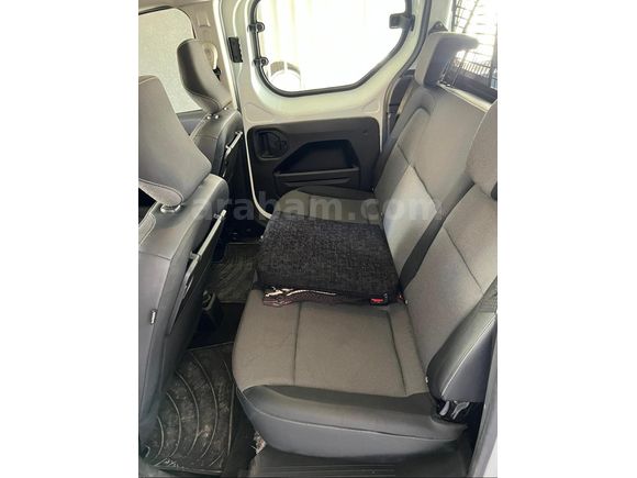 Sahibinden Renault Express Combi 1.5 BlueDCI Touch 2023 Model