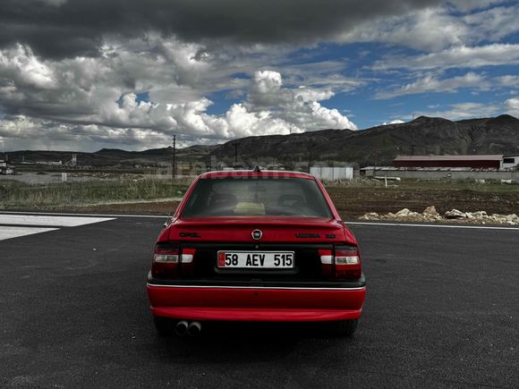 Sahibinden Opel Vectra 2.0 GLS 1993 Model 
