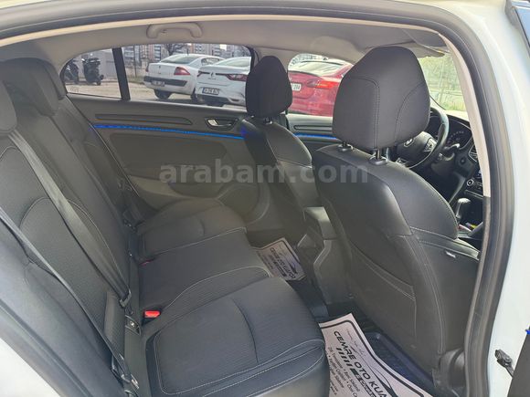 Sahibinden Renault Megane 1.5 Blue DCI Touch 2020 Model 