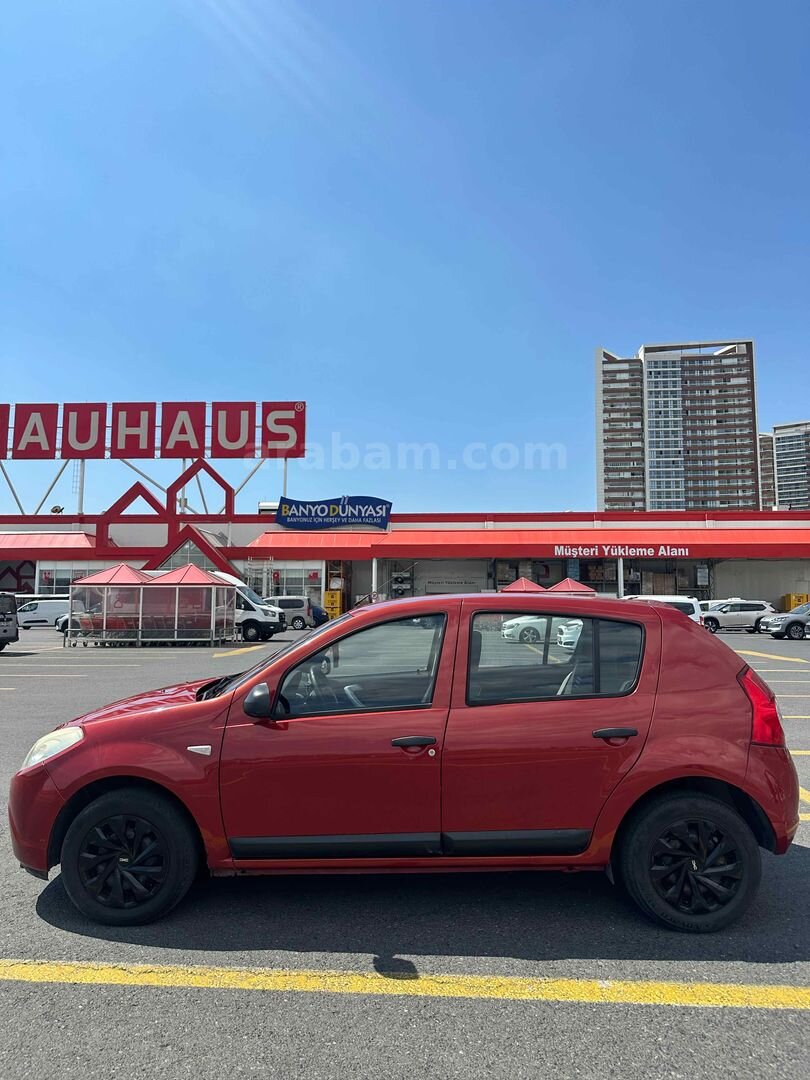Sahibinden Dacia Sandero 1.2 Ambiance 2012 Model İstanbul 140.000 km Kırmızı 2