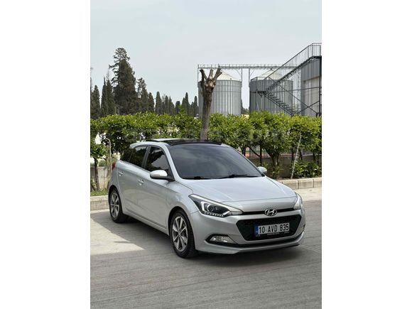 Sahibinden Hyundai i20 1.2 MPI Style 2017 Model 