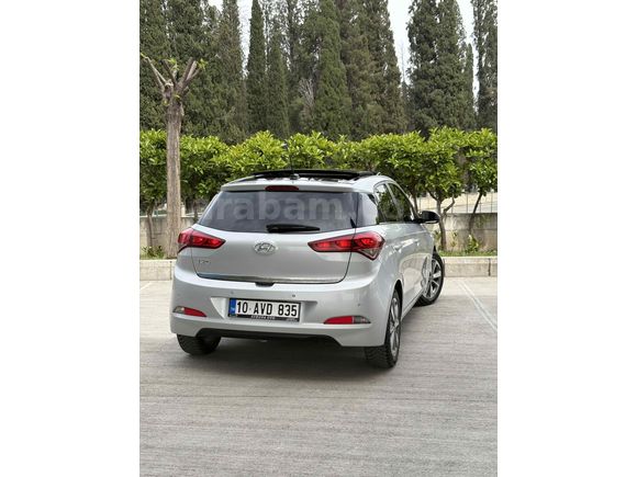 Sahibinden Hyundai i20 1.2 MPI Style 2017 Model 