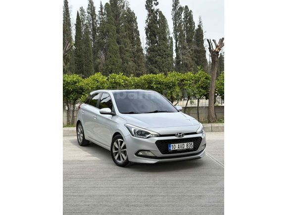 Sahibinden Hyundai i20 1.2 MPI Style 2017 Model 
