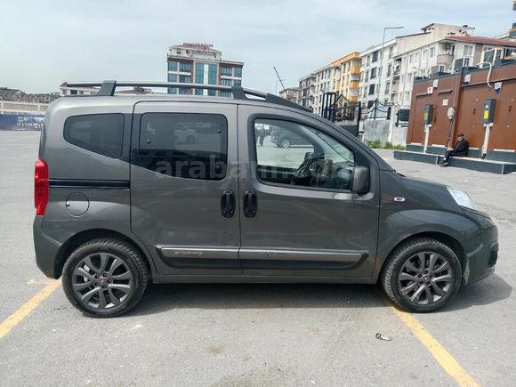 Sahibinden Fiat Fiorino Combi 1.3 Multijet Premio 2024 Model  32.000 km  Gri