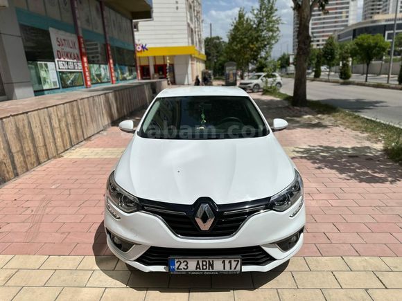 Sahibinden Renault Megane 1.3 TCe Joy 2020 Model