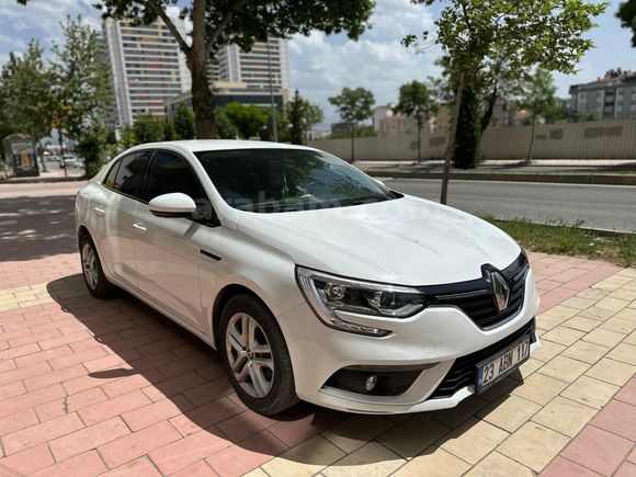 Sahibinden Renault Megane 1.3 TCe Joy 2020 Model