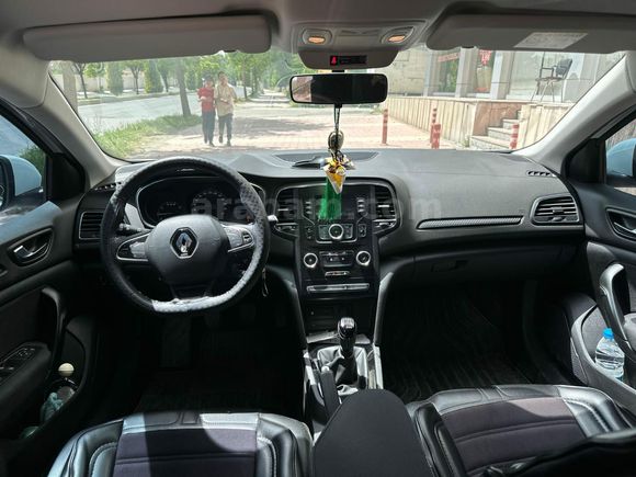 Sahibinden Renault Megane 1.3 TCe Joy 2020 Model