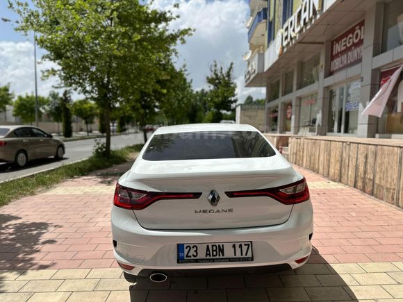 Sahibinden Renault Megane 1.3 TCe Joy 2020 Model