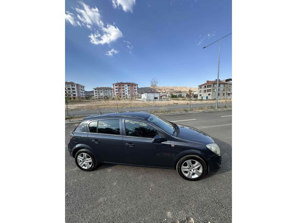 öğretmenden Opel Astra 1.6 Enjoy 2009 Model 