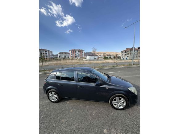 öğretmenden Opel Astra 1.6 Enjoy 2009 Model 