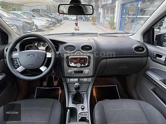 2010 MODEL FOCUS 1.6 DİZEL 195.000 KM'DE TİTANIUM PAKET