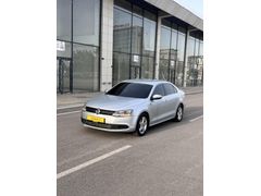 2011 MODEL MANUEL JETTA