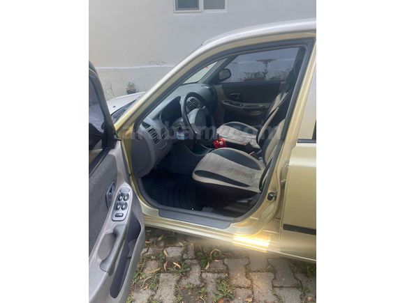 Sahibinden Hyundai Accent 1.3 LX 2001 Model 