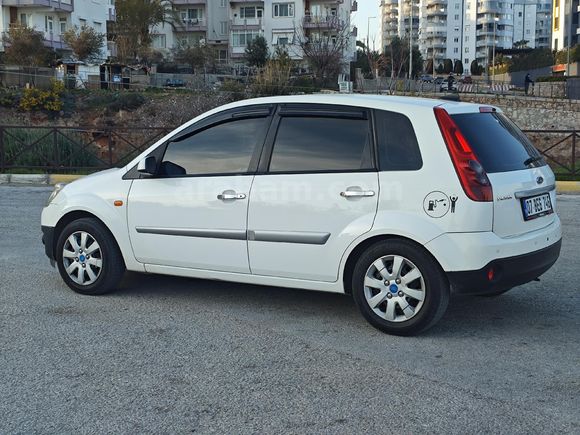 Değişensiz Ford Fiesta 2006 Model